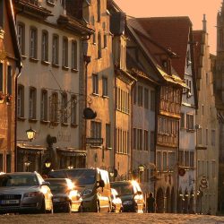 Blick vom Marktplatz Richtung Franziskanerkirche